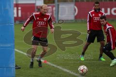 2. Bundesliga - FC Ingolstadt 04 - Saison 2014/2015 - Training - links Testspieler Tobias Levels (Ex-Düsseldorfer) im Training