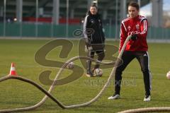 FC Ingolstadt 04 - Neuzugang Thomas Pledl beim Zirkeltraining  -  Foto: Jürgen Meyer