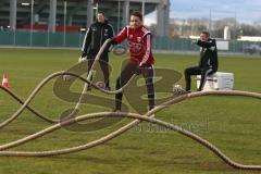 FC Ingolstadt 04 - Neuzugang Thomas Pledl beim Zirkeltraining  -  Foto: Jürgen Meyer