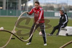 FC Ingolstadt 04 - Neuzugang Thomas Pledl beim Zirkeltraining  -  Foto: Jürgen Meyer