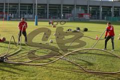 FC Ingolstadt 04 - Neuzugang Thomas Pledl  rechts beim Zirkeltraining -  Foto: Jürgen Meyer