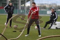 FC Ingolstadt 04 - Neuzugang Thomas Pledl beim Zirkeltraining  -  Foto: Jürgen Meyer