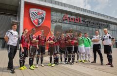 Frauen Fußball - Regionalliga - FC Ingolstadt 04 - Saison 2014/2015 - Fotoshooting - Mannschaftsfoto - Neuzugänge - Johann Herrler (Co-Trainer), Vanessa Haim, Alina Mailbeck, Lisa Schubert, Julia Manier, Ramona Maier, Sophie Westermeier, Ines Wenninger, J