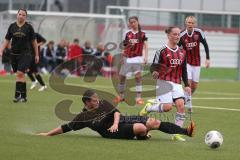 Frauen Fussball - Testspiel - FC Ingolstadt 04 - FC Moosburg - Zweikampf rechts Vanessa Haim (13)