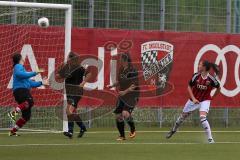 Frauen Fussball - Testspiel - FC Ingolstadt 04 - FC Moosburg - rechts Katharina Schmittmann (19) verfehlt das Tor