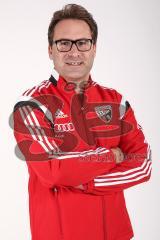 Regionalliga Bayern - FC Ingolstadt 04 II - Saison 2014/2015 - Fototermin - Portrait Mannschaftsfoto Team - Mannschaftsarzt Dr. Büttner