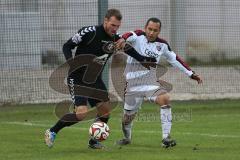 Regionalliga Bayern - FC Ingolstadt 04 II - SV Seligenporten - links Dominik Räder (SV) und rechts Dominik Weiß (21)