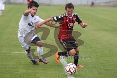 Regionalliga Bayern - FC Ingolstadt 04 II - FC Eintracht Bamberg - Duell Andreas Buchner (16) gegen David Najem (Bamberg) links