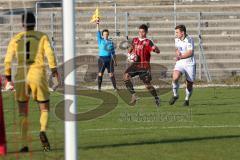 Regionalliga Bayern - FC Ingolstadt 04 II - FC Memmingen - Stefan Müller (10) läuft ins Abseits, Fahne hoch