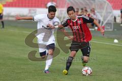 Regionalliga Bayern - FC Ingolstadt 04 II - FC Eintracht Bamberg - rechts Stefan Müller (10)  im Zweikampf mit links David Najem (Bamberg)