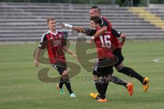 Regionalliga Bayern - FC Ingolstadt 04 II - FC Eintracht Bamberg - Andreas Buchner (16) trifft durch einen Freistoß zum 1:0 Tor Jubel mit Michael Denz (5)  und links Samuel Riegger (17)