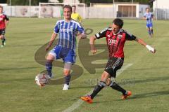 Regionalliga Bayern - FC Ingolstadt 04 II - FV Illertissen - rechts Andreas Buchner flankt zum Tor