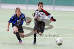 U13 - D-Junioren - FC Ingolstadt 04 - JFG Pfaffenhofen - Aydin Berkan #7 weiss FC Ingolstadt 04 - Nölder Tom #3 blau Pfaffenhofen - Foto: Jürgen Meyer