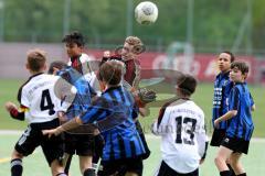 U13 - D-Junioren - FC Ingolstadt 04 - JFG Pfaffenhofen - Wöhrl Nicolai #5 weiss FC Ingolstadt 04 - Alisanovic Benito #11 weiss FC Ingolstadt 04 - Rahimi Darius Torwart Pfaffenhofen - Lugscheider Paul #7 blau Pfaffenhofen - Foto: Jürgen Meyer