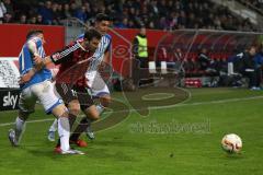 1. Bundesliga - Fußball - FC Ingolstadt 04 - TSG Hoffenheim - 1:1 - Pascal Groß (10, FCI) kämpft sich durch die Abwehr