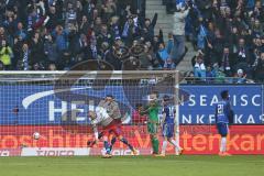 1. Bundesliga - Fußball - Hamburger SV - FC Ingolstadt 04 - Tor für Hamburg Drmic, Josip (18 HSV) und Müller, Nicolai (27 HSV) jubeln Torwart Örjan Haskjard Nyland (26, FCI)  Pascal Groß (10, FCI)