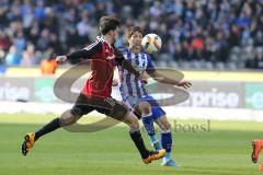 1. Bundesliga - Fußball - Hertha BSC  Berlin - FC Ingolstadt 04 - Pascal Groß (10, FCI) zieht ab, kein Tor rechts Genki Haraguchi