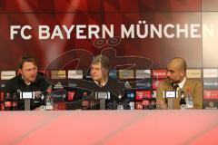 1. Bundesliga - Fußball - FCBayern - FC Ingolstadt 04 - Pressekonferenz, Cheftrainer Ralph Hasenhüttl (FCI) und Cheftrainer Josep Pep Guardiola (Bayern)