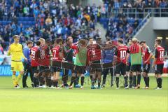 1. Bundesliga - Fußball - TSG 1899 Hoffenheim - FC Ingolstadt 04 - Spiel ist aus Niederlage 2:1, Besprechung am Feld mitte Cheftrainer Ralph Hasenhüttl (FCI)