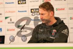 1. Bundesliga - Fußball - VfL Wolfsburg - FC Ingolstadt 04 -  Presekonferenz nachdenlich Cheftrainer Ralph Hasenhüttl (FCI)
