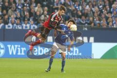 1. BL - Saison 2015/2016 - Schalke 04 - FC Ingolstadt 04 -  Mathew Leckie (#7 FC Ingolstadt 04) - Leroy Sané (19, Schalke) - Foto: Jürgen Meyer