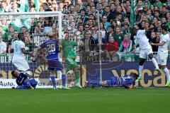 1. BL - Saison 2015/2016 - Werder Bremen - FC Ingolstadt 04 - Ramazan Özcan (#1 FC Ingolstadt 04) - Tobias Levels (#28 FC Ingolstadt 04) - Mathew Leckie (#7 FC Ingolstadt 04) - Assani Lukimya (Bremen) - Anthony Ujah (Bremen) - Claudio Pizarro (Bremen) - F