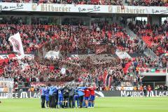1. Bundesliga - Fußball - Bayer 04 Leverkusen - FC Ingolstadt 04 - Spiel ist aus Niederlage Ingolstadt 3:2, Team Besprechung auf dem Feld