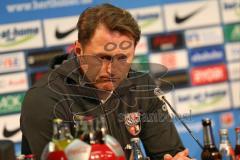 1. Bundesliga - Fußball - Hertha BSC  Berlin - FC Ingolstadt 04 - Pressekonferenz nach dem Spiel Cheftrainer Ralph Hasenhüttl (FCI) verärgert, nachdenklich