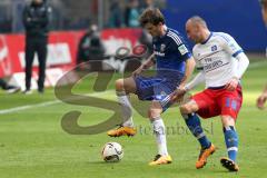 1. Bundesliga - Fußball - Hamburger SV - FC Ingolstadt 04 - Pascal Groß (10, FCI) und Drmic, Josip (18 HSV)