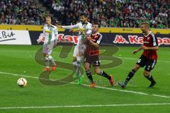 1. Bundesliga - Fußball - Borussia Mönchengladbach - FC Ingolstadt 04 - Pascal Groß (10, FCI) wird von Alvaro Dominguez (15, Mönchengladbach) unsanft gestoppt. Foto: Adalbert Michalik