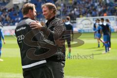 1. Bundesliga - Fußball - TSG 1899 Hoffenheim - FC Ingolstadt 04 - Cheftrainer Ralph Hasenhüttl (FCI) vor dem Spiel mit Cheftrainer Julian Nagelsmann (TSG)