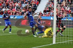 1. BL - Saison 2015/2016 - FC Ingolstadt 04 - Bayer 04 Leverkusen - Ørjan Nyland (#26 FC Ingolstadt 04) - Benjamin Hübner (#5 FC Ingolstadt 04) - Robert Bauer (#23 FC Ingolstadt 04) - Foto: Meyer Jürgen