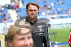 1. Bundesliga - Fußball - TSG 1899 Hoffenheim - FC Ingolstadt 04 - Cheftrainer Ralph Hasenhüttl (FCI) vor dem Spiel