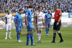 1. Bundesliga - Fußball - SV Darmstadt 98 - FC Ingolstadt 04 - Schiedsrichter ermahnt Max Christiansen (19, FCI)