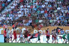 1. Bundesliga - Fußball - FC Augsburg - FC Ingolstadt 04 - Fans FCI Jubel Fahnen Choreo Einlaufkinder