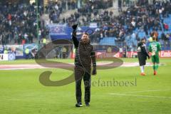 1. Bundesliga - Fußball - Hamburger SV - FC Ingolstadt 04 - Unentschieden Team geht zu den Fans und bedankt sich, Cheftrainer Ralph Hasenhüttl (FCI)