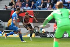 1. Bundesliga - Fußball - TSG 1899 Hoffenheim - FC Ingolstadt 04 - Niklas Süle (TSG 25) Pascal Groß (10, FCI) und Torwart Oliver Baumann (TSG 1)