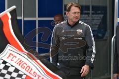 1. Bundesliga - Fußball - TSG 1899 Hoffenheim - FC Ingolstadt 04 - Cheftrainer Ralph Hasenhüttl (FCI) vor dem Spiel, FCI Fahne