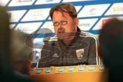 1. Bundesliga - Fußball - TSG 1899 Hoffenheim - FC Ingolstadt 04 - Pressekonferenz Cheftrainer Ralph Hasenhüttl (FCI)