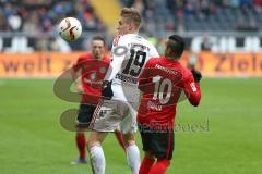 1. Bundesliga - Fußball - Eintracht Frankfurt - FC Ingolstadt 04 - Max Christiansen (19, FCI) und Fabian (10 Frankfurt)