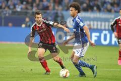 1. BL - Saison 2015/2016 - Schalke 04 - FC Ingolstadt 04 -  Markus Suttner (#29 FC Ingolstadt 04) - Leroy Sané (19, Schalke) - Foto: Jürgen Meyer