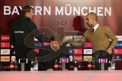 1. Bundesliga - Fußball - FCBayern - FC Ingolstadt 04 - Pressekonferenz, Cheftrainer Ralph Hasenhüttl (FCI) und Cheftrainer Josep Pep Guardiola (Bayern)