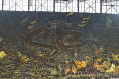1. Bundesliga - Fußball - Borussia Dortmund - FC Ingolstadt 04 - BVB Fans Fahnen