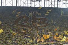 1. Bundesliga - Fußball - Borussia Dortmund - FC Ingolstadt 04 - BVB Fans Fahnen