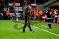 1. Bundesliga - Fußball - 1. FC Köln - FC Ingolstadt 04 - Cheftrainer Ralph Hasenhüttl (FCI) bejubelt den Punktgewinn. Foto: Adalbert Michalik