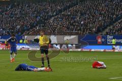 1. Bundesliga - Fußball - Hamburger SV - FC Ingolstadt 04 - Zusammenstoß Mathew Leckie (7, FCI)