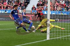 1. BL - Saison 2015/2016 - FC Ingolstadt 04 - Bayer 04 Leverkusen - Ørjan Nyland (#26 FC Ingolstadt 04) - Benjamin Hübner (#5 FC Ingolstadt 04) - Robert Bauer (#23 FC Ingolstadt 04) - Foto: Meyer Jürgen