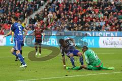 1. Bundesliga - Fußball - Bayer 04 Leverkusen - FC Ingolstadt 04 - Darío Lezcano (37, FCI) trifft gegen Torwart Yelldell, David (Leverkusen 22) Tor wird nicht gegeben