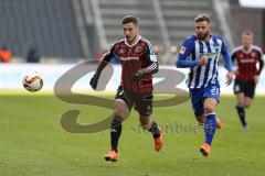 1. Bundesliga - Fußball - Hertha BSC  Berlin - FC Ingolstadt 04 - Mathew Leckie (7, FCI) Marvin Plattenhardt (Hertha 21)