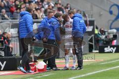 1. Bundesliga - Fußball - Eintracht Frankfurt - FC Ingolstadt 04 - Max Christiansen (19, FCI) verletzt an der Nase